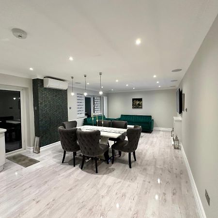 Apartmán Luxury House Greenford  Exteriér fotografie