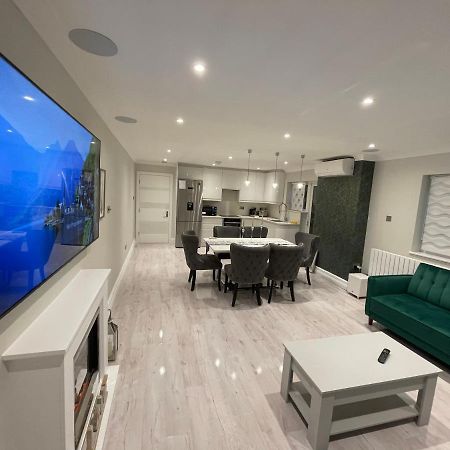 Apartmán Luxury House Greenford  Exteriér fotografie