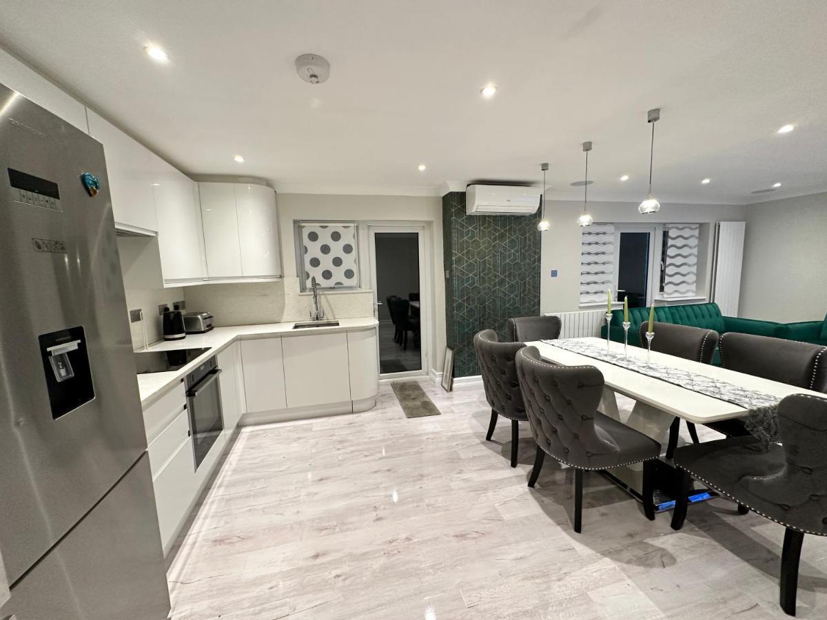 Apartmán Luxury House Greenford  Exteriér fotografie