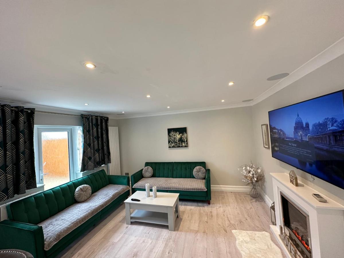 Apartmán Luxury House Greenford  Exteriér fotografie