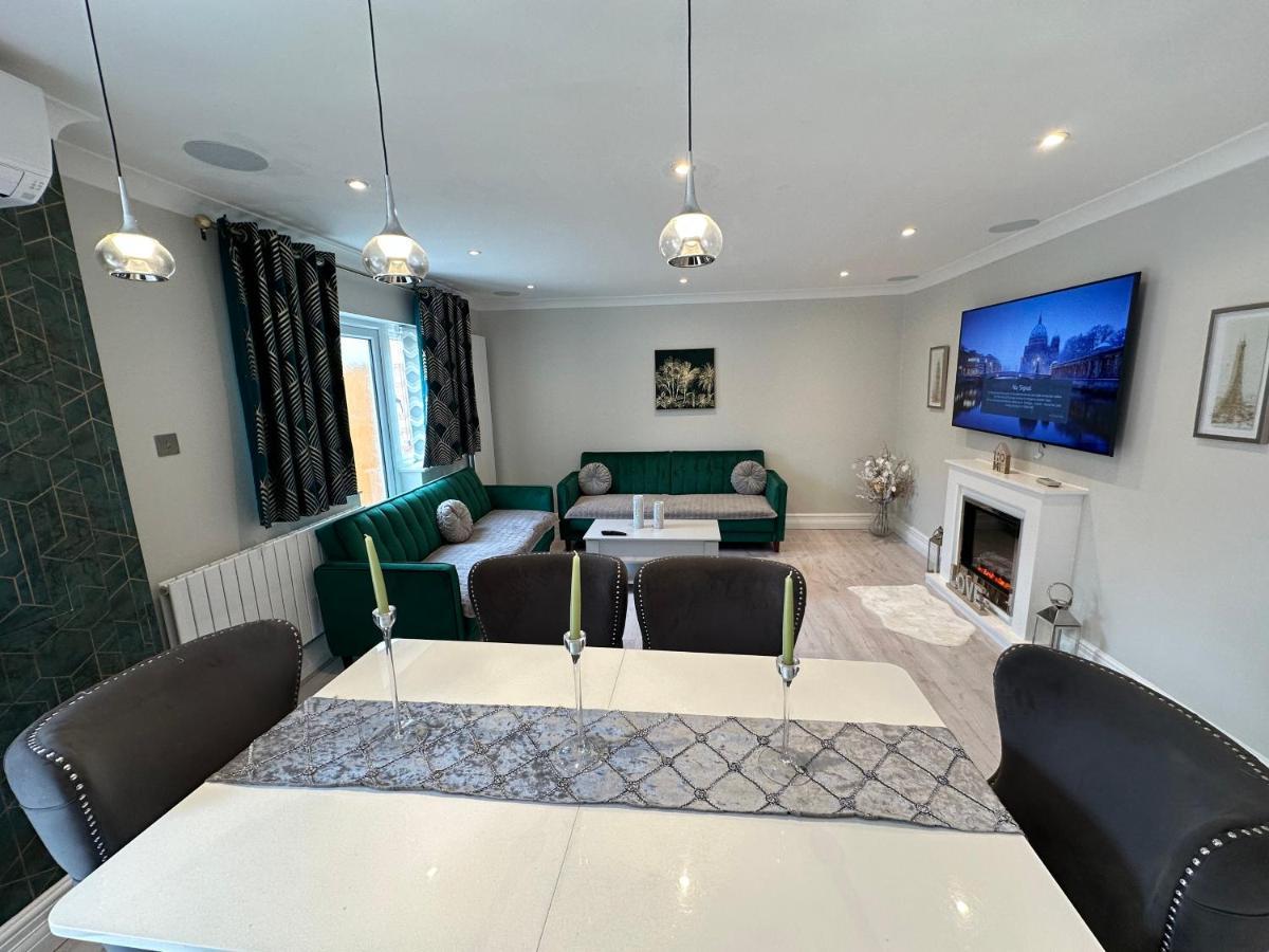 Apartmán Luxury House Greenford  Exteriér fotografie