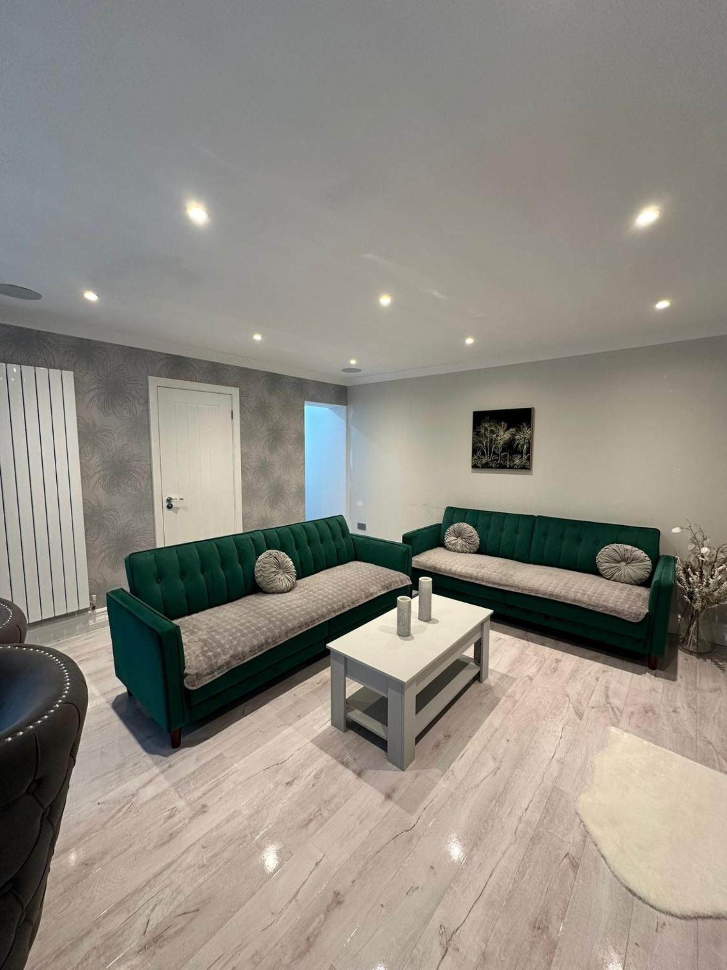 Apartmán Luxury House Greenford  Exteriér fotografie
