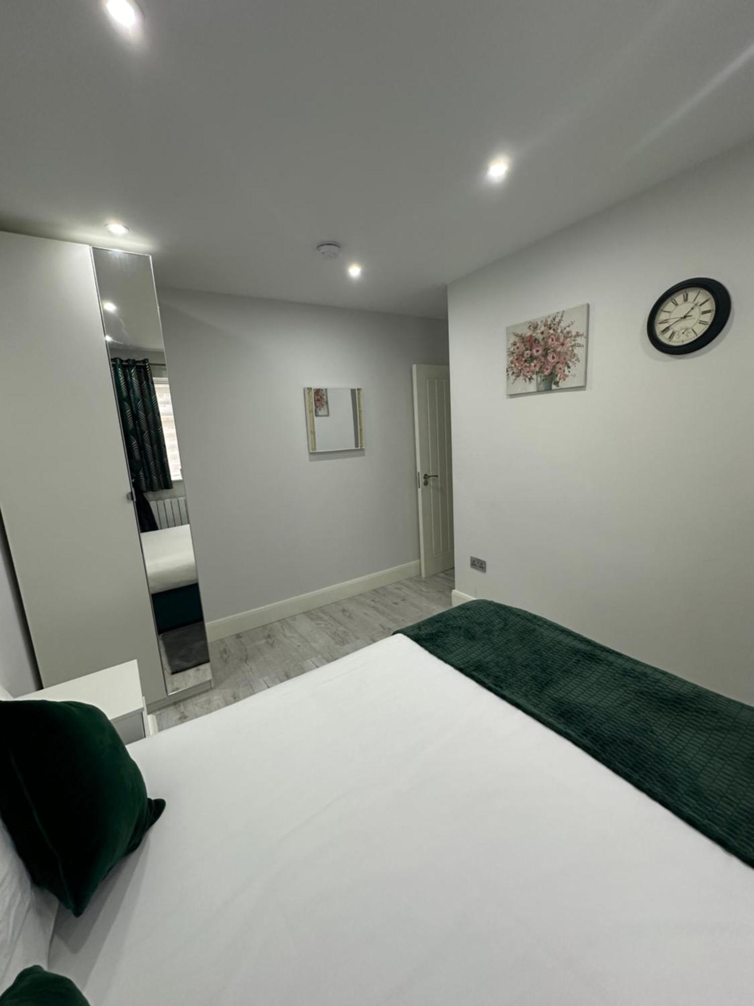 Apartmán Luxury House Greenford  Exteriér fotografie